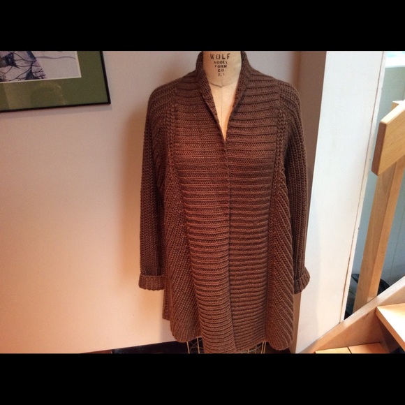 Sweater - Picture 2 of 6